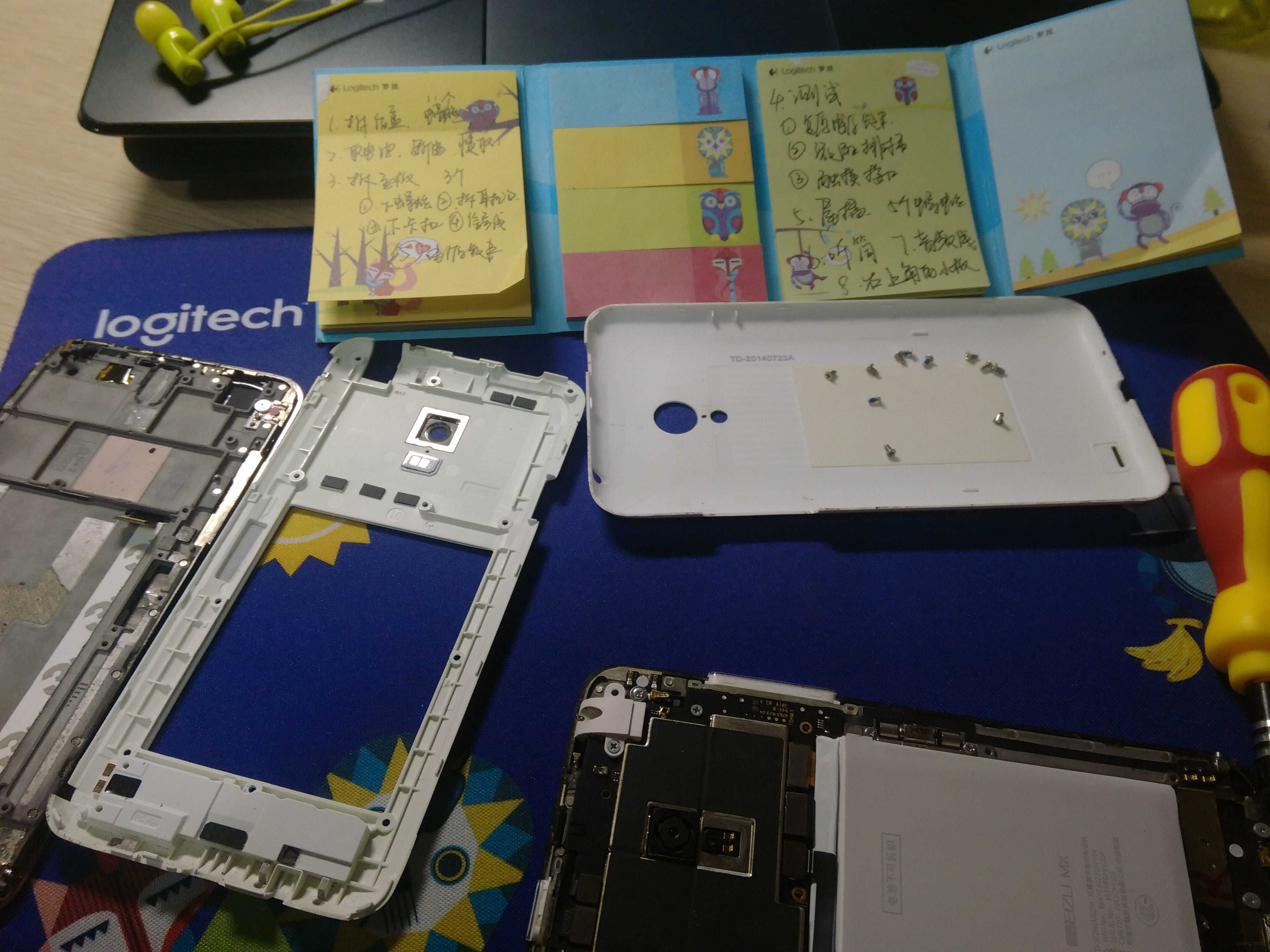 这里写图片描述