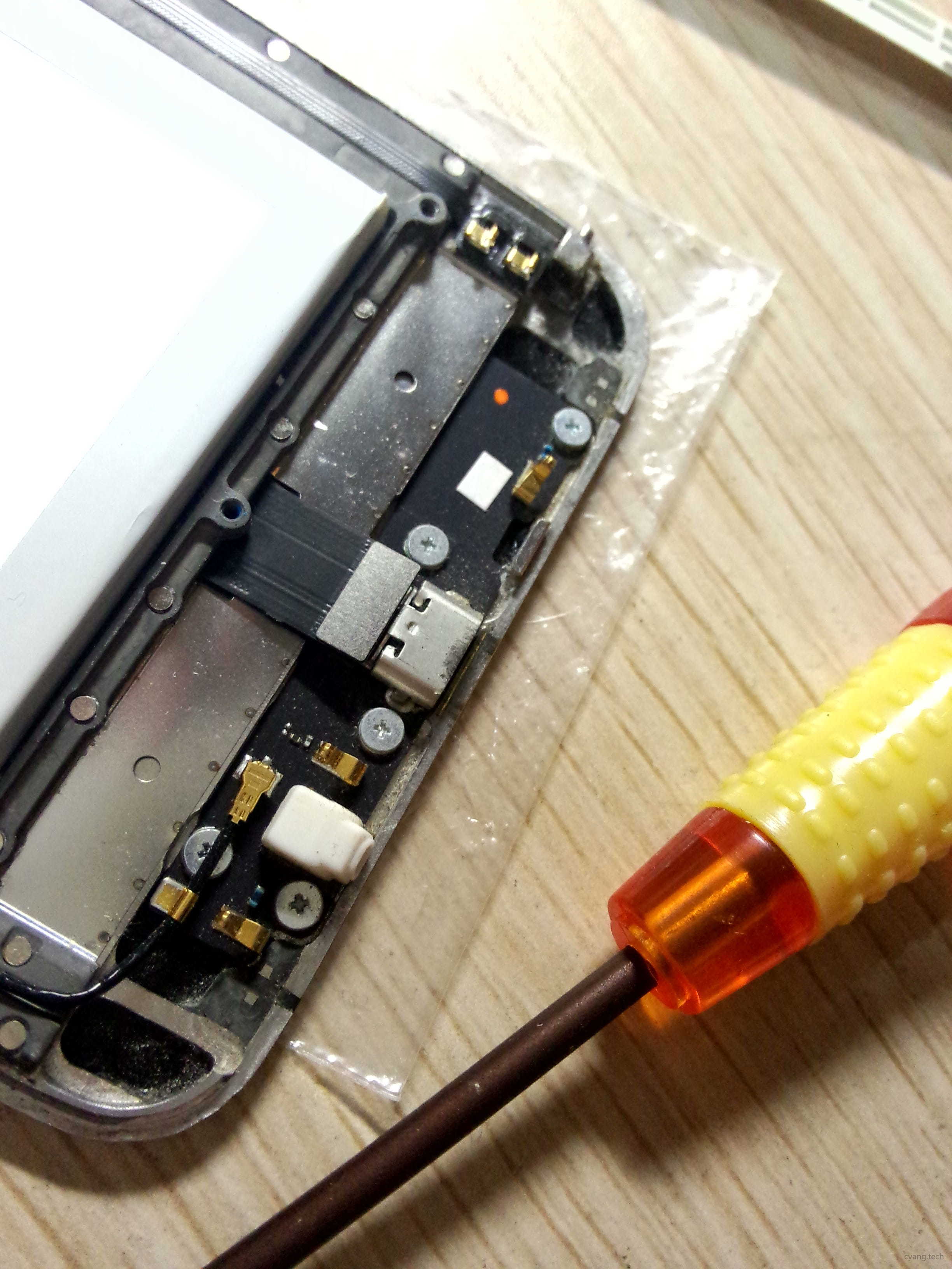 这里写图片描述