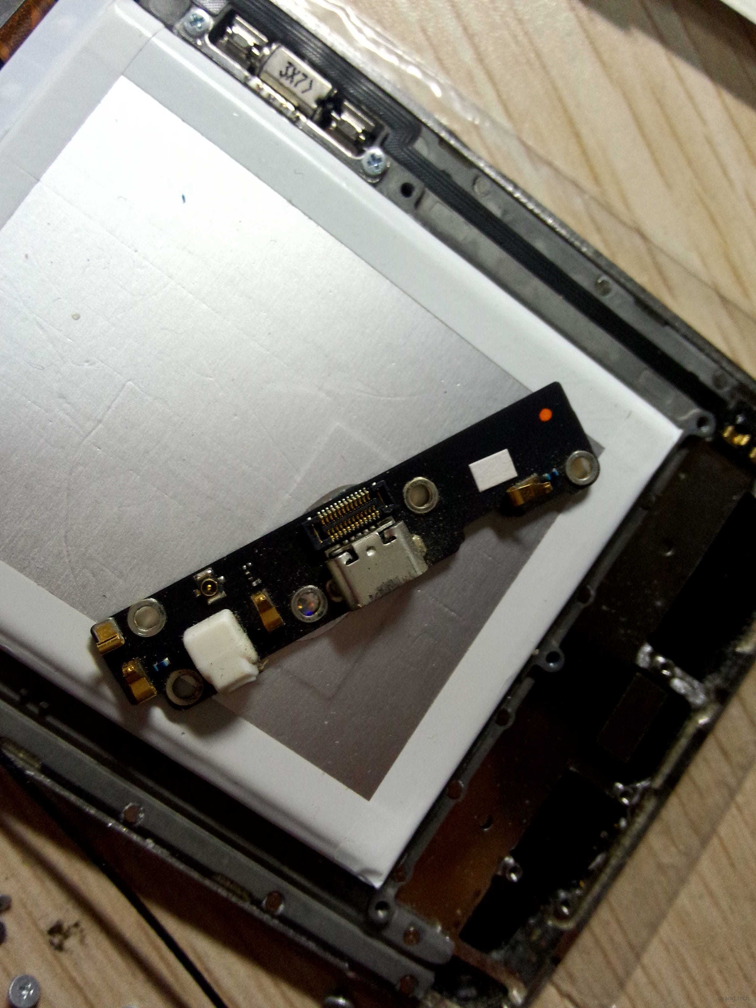 这里写图片描述